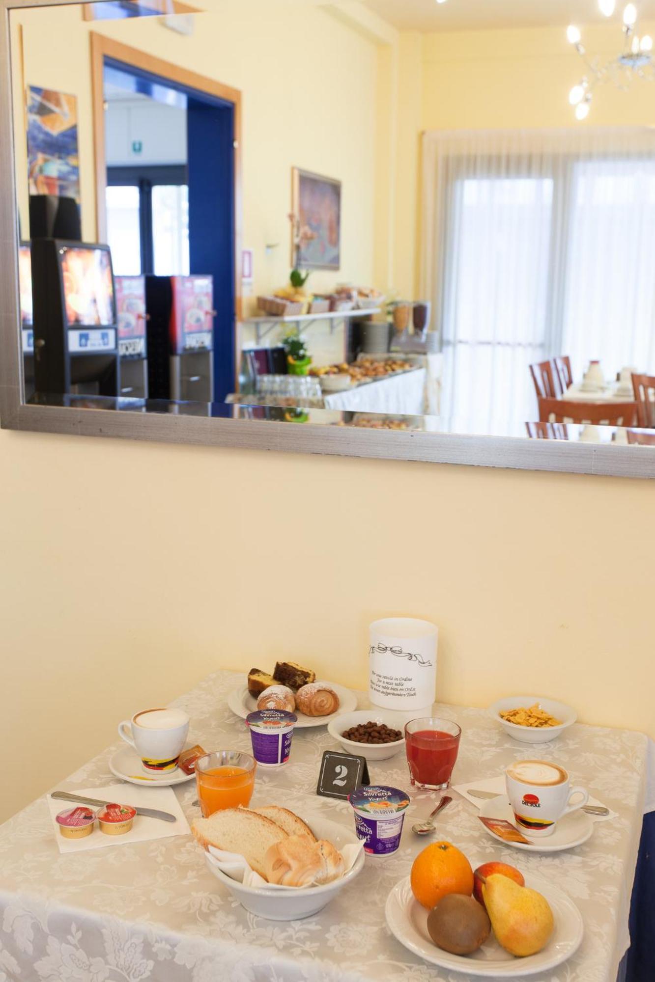 Hotel Luca Valverde Kültér fotó