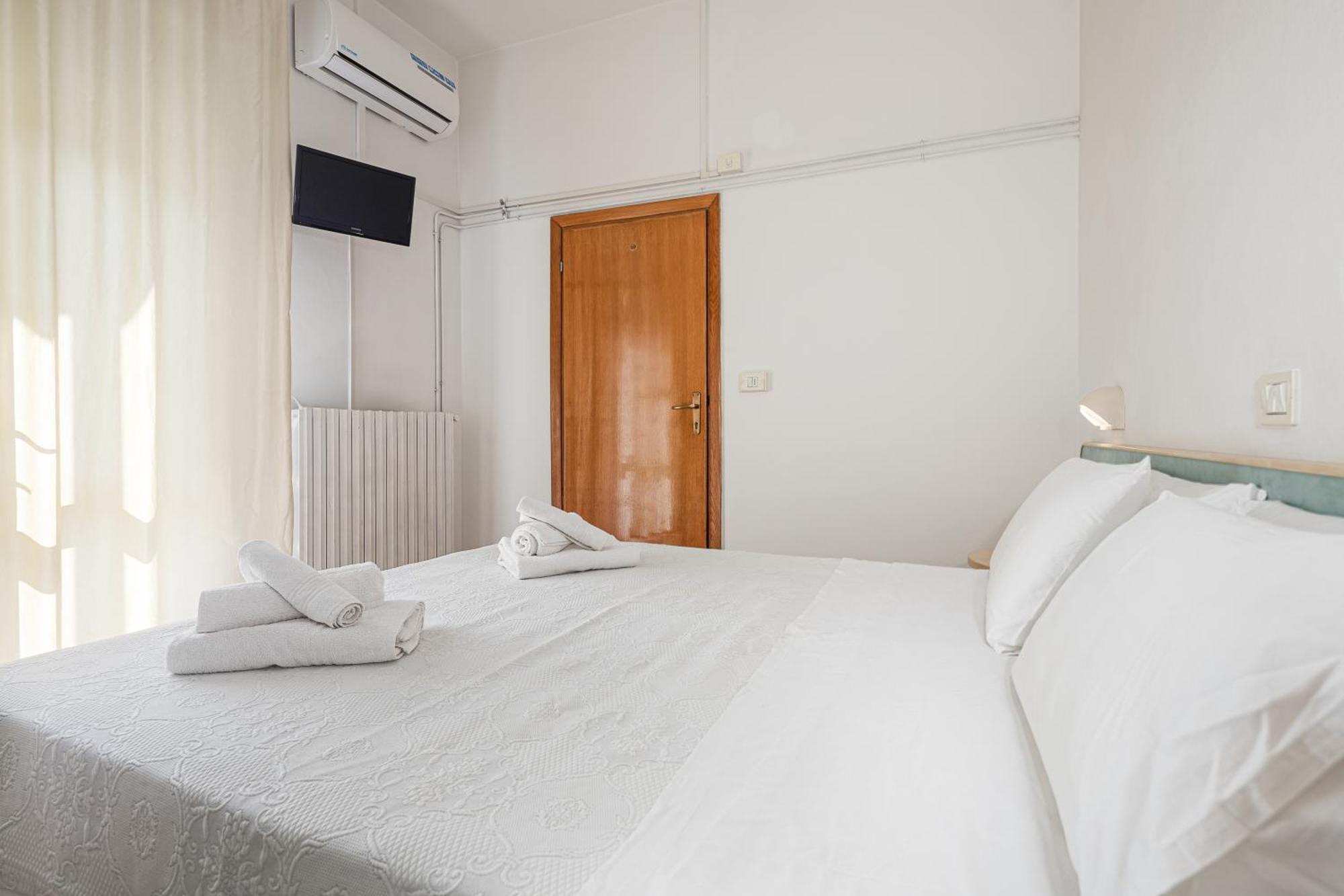 Hotel Luca Valverde Kültér fotó